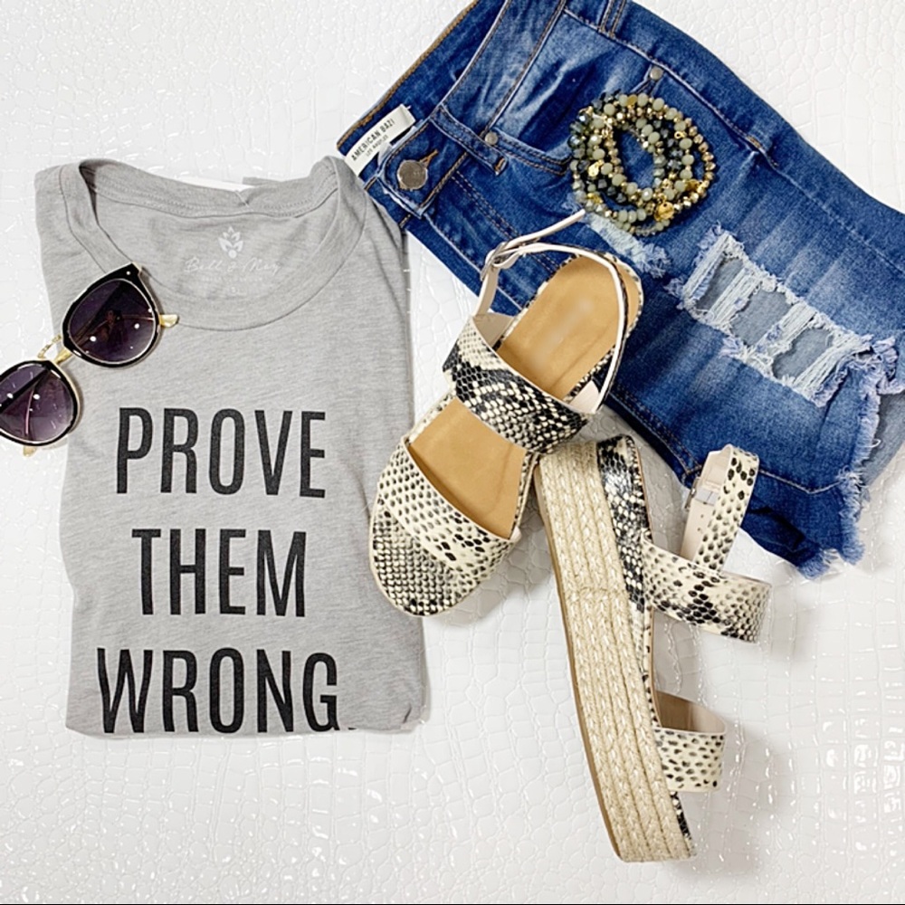 ✨LAST PAIR✨Snakeskin platform sandals - Picture 5 of 7